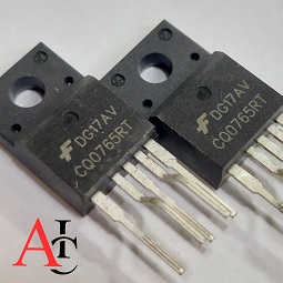 CQ0765RT در بستهبندی TO-220F-5 یک IC سوئیچینگ قدرت ۵ پینی است که برای مدارهای تغذیه سوئیچینگ کوئازیرزونانت (QRC)
